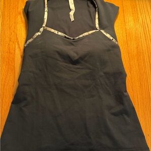 Lululemon Power Y Tank Black Contrast Trim Built-In Bra Size 8